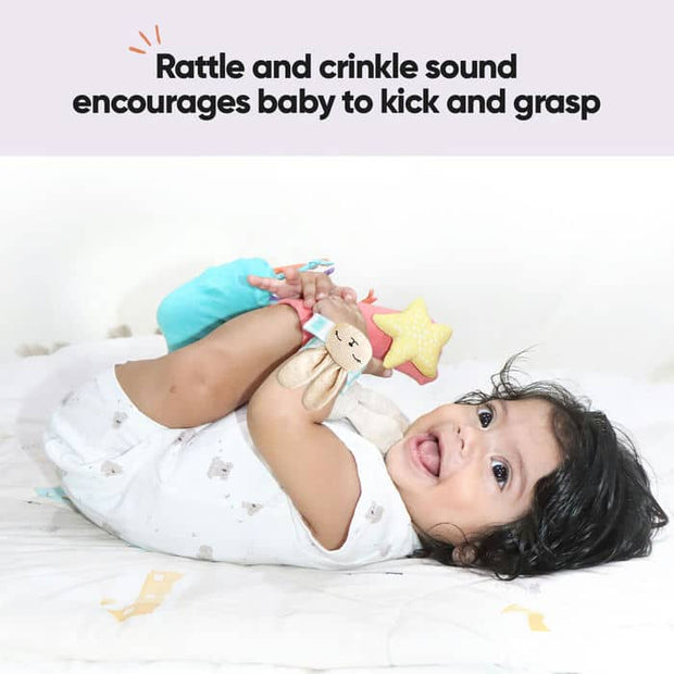 Curious Cub 0 Months+ - Foot Finder & Wrist Rattle