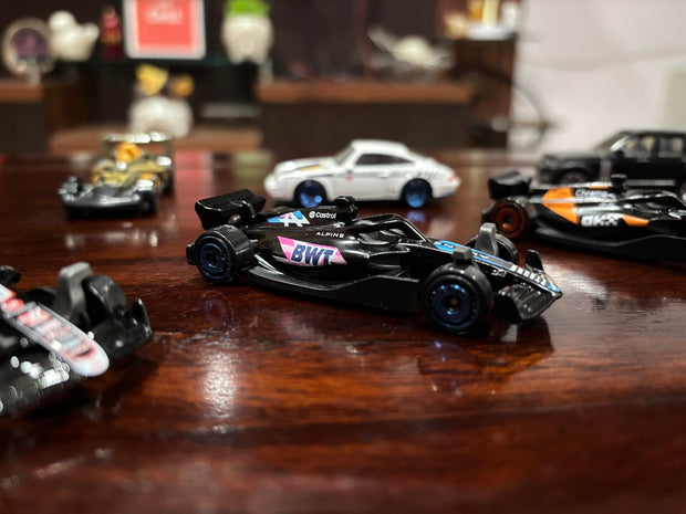 Hot wheels Premium 2025 | BWT Alpine F1® Team - A524 (#10) | FORMULA 1 | HRV11 - The Write Stuff