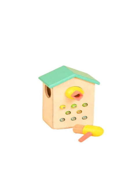Curious Cub Magnetic Bird Feeder - The Write Stuff