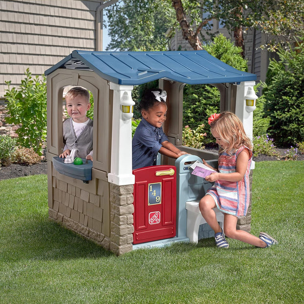 Step2 Seaside Villa Playhouse