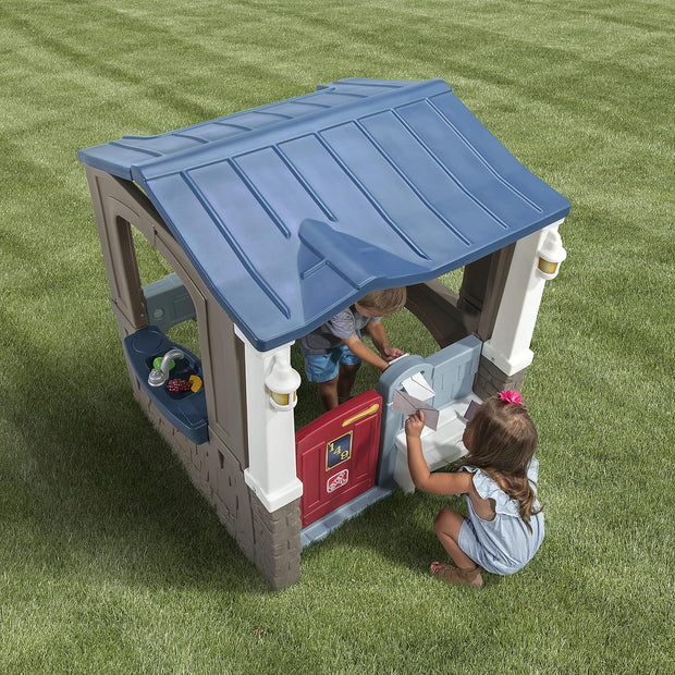 Step2 Seaside Villa Playhouse
